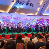 嗇色園聯校步操樂團表演