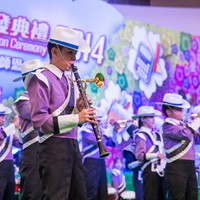 嗇色園聯校步操樂團表演