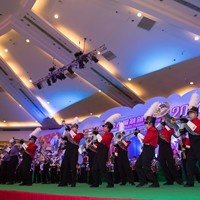嗇色園聯校步操樂團表演