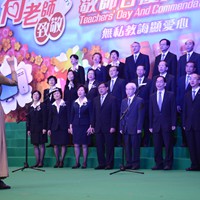 香港校長合唱團表演